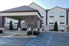 Stay Suites formerly known as Days Inn & Suites by Wyndham La Crosse-Onalaska